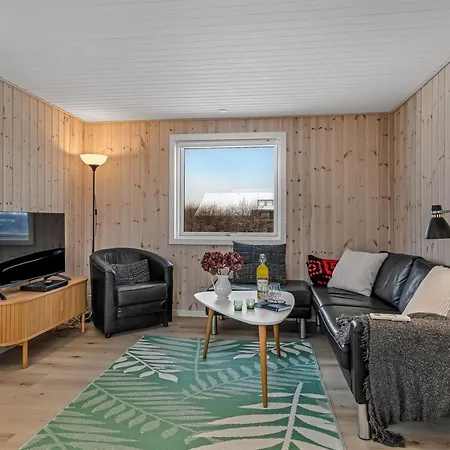 Holiday home Annukka - 500m From The Sea By Interhome *